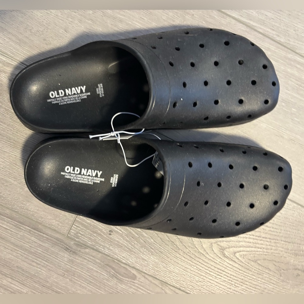 Old Navy Black Perforated Clog Shoes Partially Plant-Based Solid Blackjack 9 - Picture 4 of 5